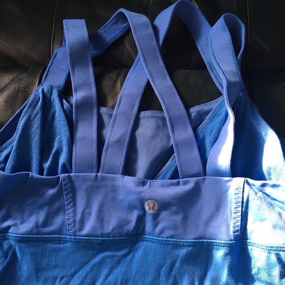 Lulu lemon blue cross cross strap tank top. - Picture 4 of 5